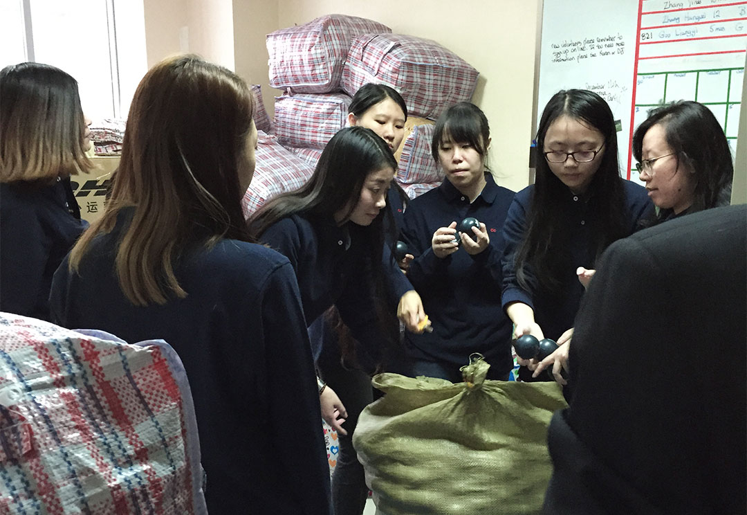 參加上海心連心慈善活動